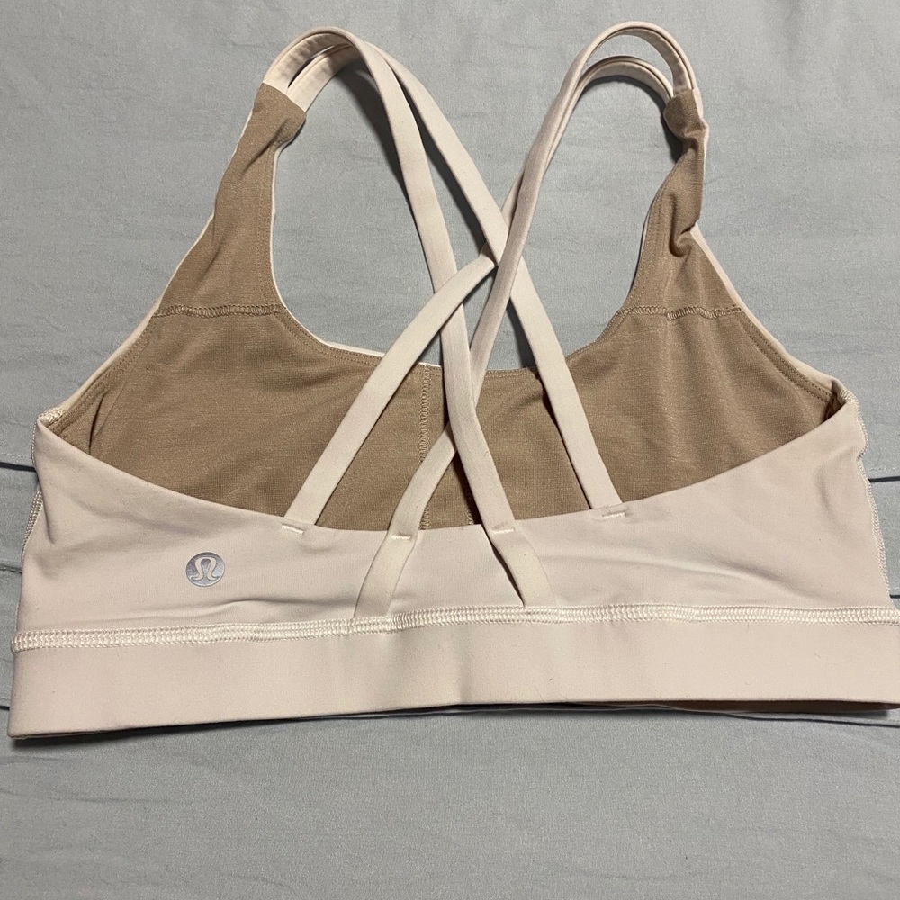 Lululemon sports bra size 6